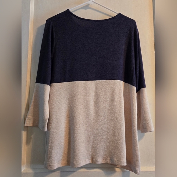 NWOT | Market & Spruce | Samantha Front Twist Brushed Knit Top | Size: Medium | - Picture 10 of 14